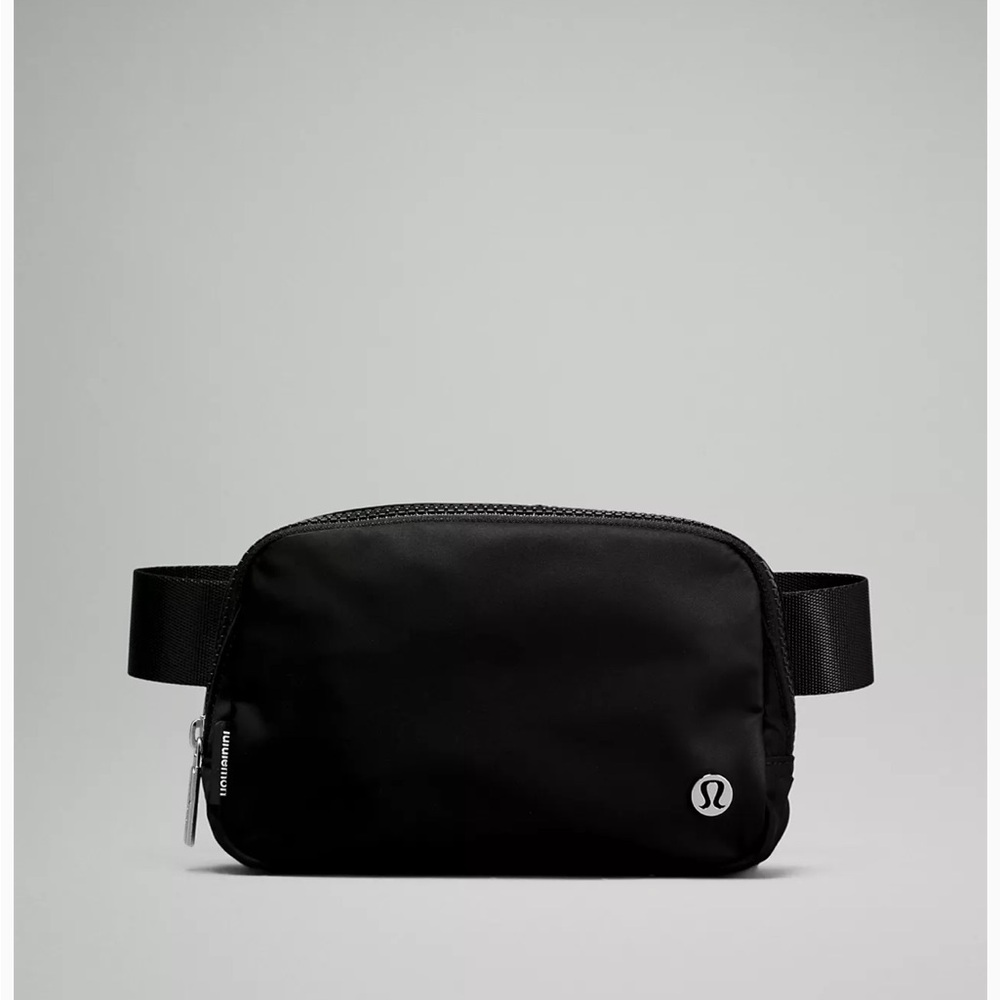 Lululemon Black Everywhere Belt Bag